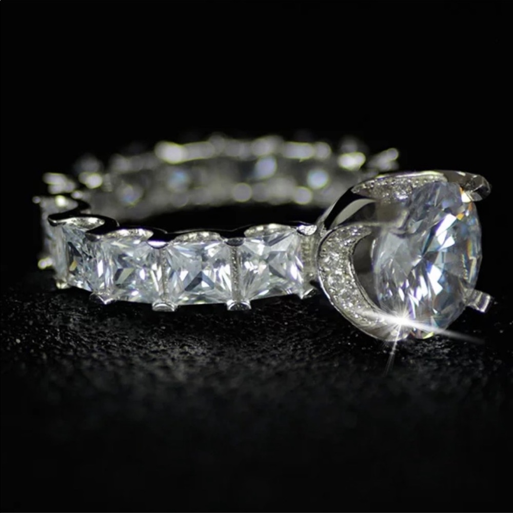 ENGAGEMENT 925 STERLING SILVER DIAMOND RING - Picture 5 of 6